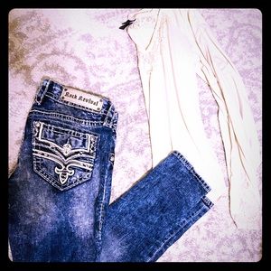 Rock revival jeans and daytrip top
